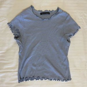 Brandy Melville Striped T-shirt. One size fits all (Small), White and Light Blue